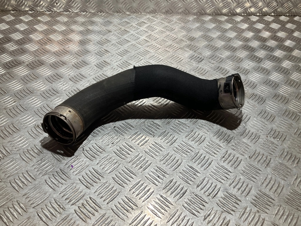 Купити Шланг труба повітря bmw x1 f48 2.0 d