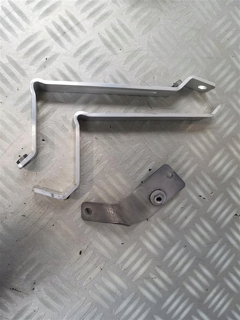 Купити Тримач  кронштейн інтеркулер insignia a 20dtr gm