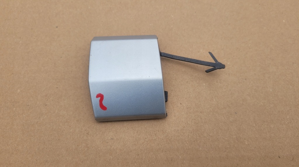 фото №1, Seat ateca 2018- заглушка фаркоп бампера задняя 575807441a // 2