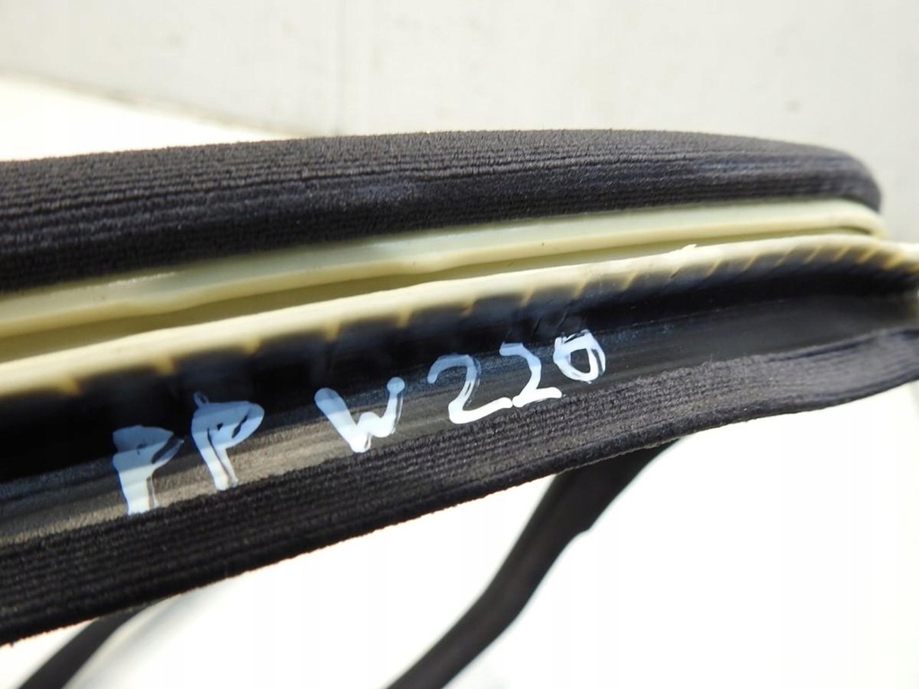 фото №2, Прокладка дверь правый перед mercedes w220