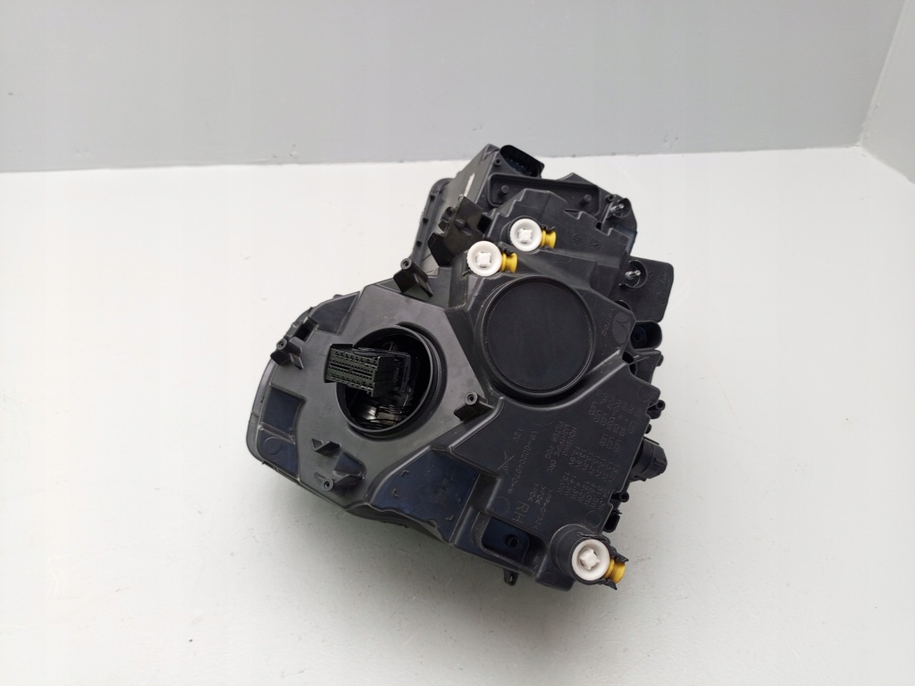 фото №11, Skoda karoq 2017- лампа передняя правая правый перед 57b941016f ÷