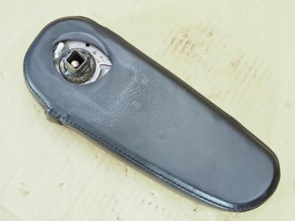 фото №9, Isuzu trooper ii opel monterey подлокотник правый перед сиденье пассажира