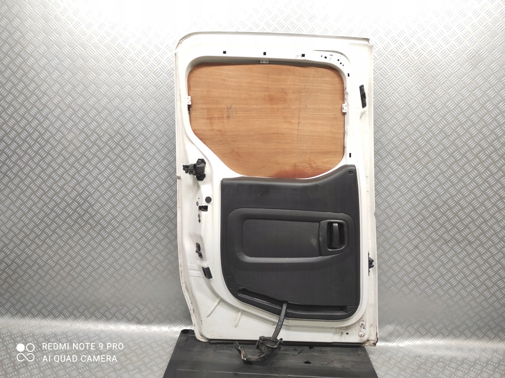 фото №8, Дверь левая задняя сдвижные peugeot partner iii 3 ewp