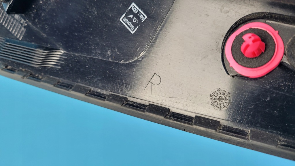 фото №7, Mercedes w206 c200 23r спойлер молдинг кришки багажника права a2067900400