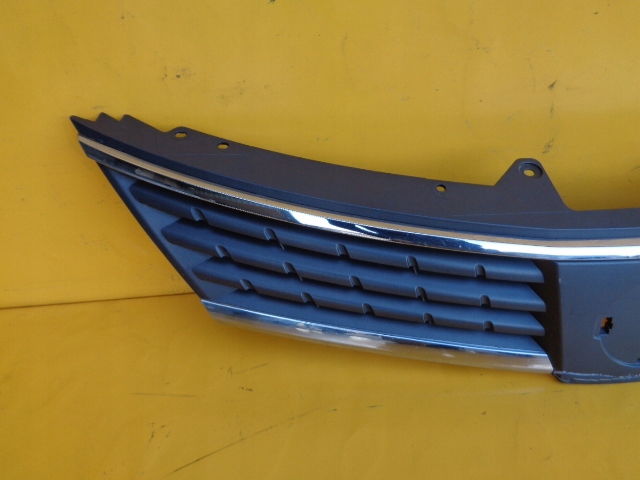 фото №2, Nissan tiida решітка радіатора решітка радіатора