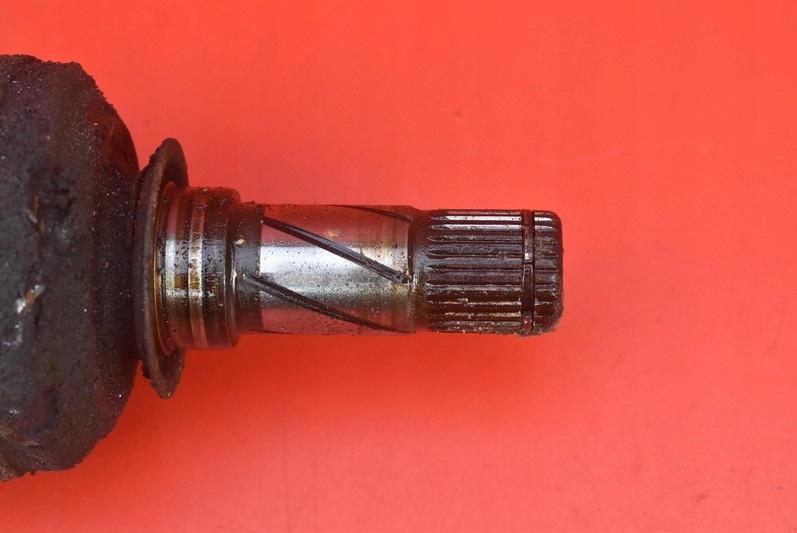 фото №7, Приводной вал левая задняя автоматическая коробка передач p9207804 volvo xc70 1 i 2.4 t 193 km 96-00