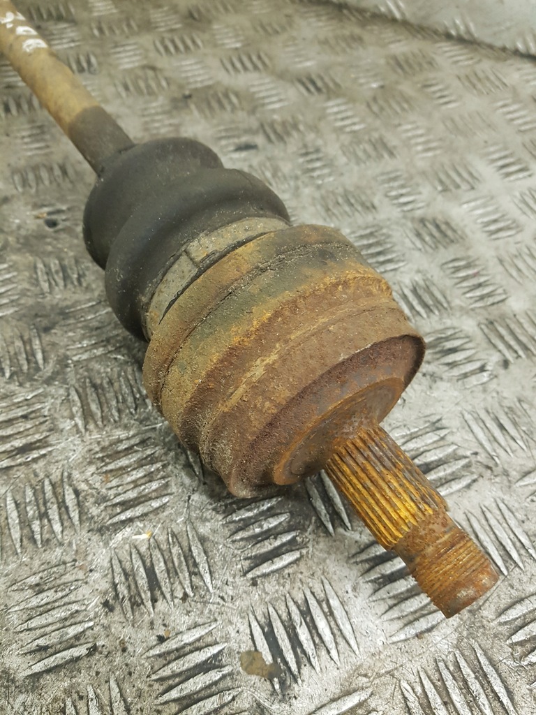 фото №3, Приводной вал левая задняя mercedes-benz e-klasa w124