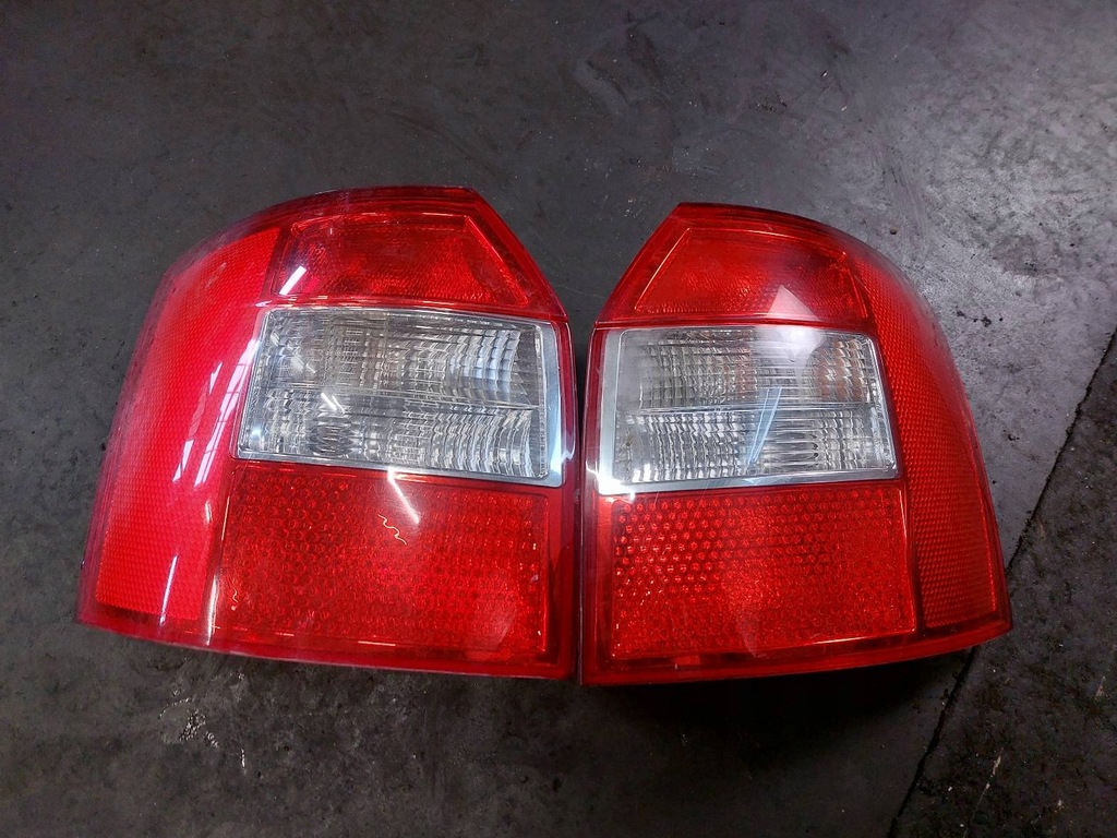 фото №11, Kompletny задня кришка багажника бампер лампа права ліва audi a4 b6 lz5l kombi