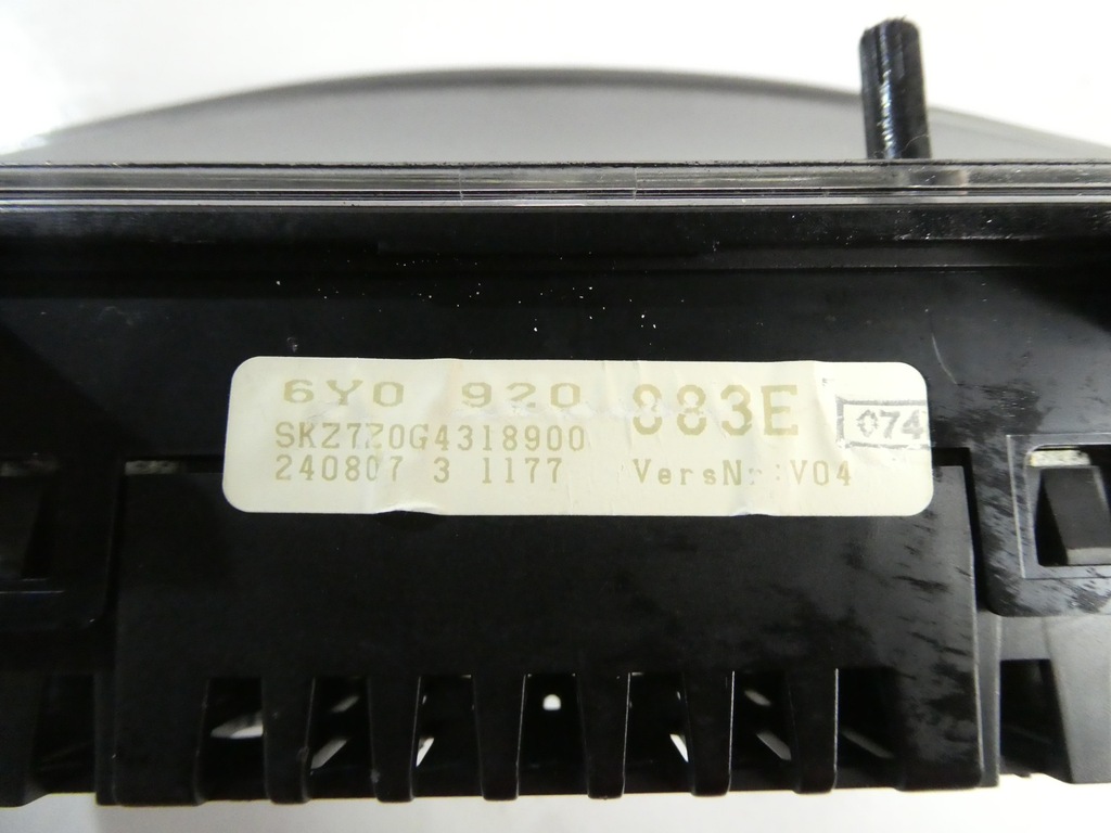 фото №6, Счетчик приборы skoda fabia i 1.4tdi 6y0920883e