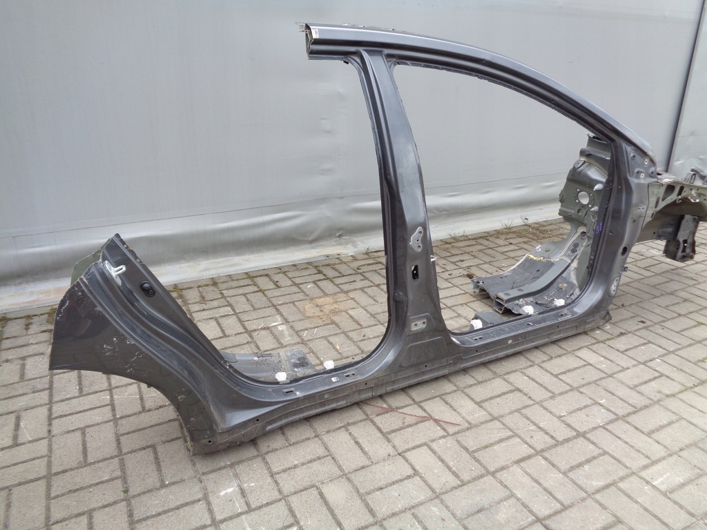 фото №5, Avensis t27 kombi поріг правий блок двигуна обшивка