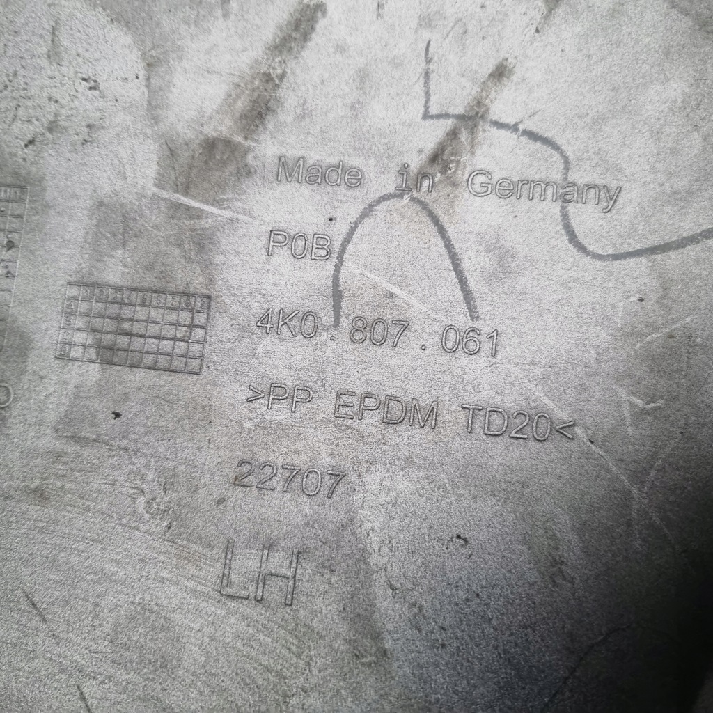 фото №12, Audi a6 c8 allroad 4k 4k0807061 накладка молдинг накладка-спойлер перед