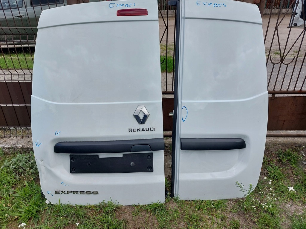 фото №1, Дверь багажника задние renault express 21-