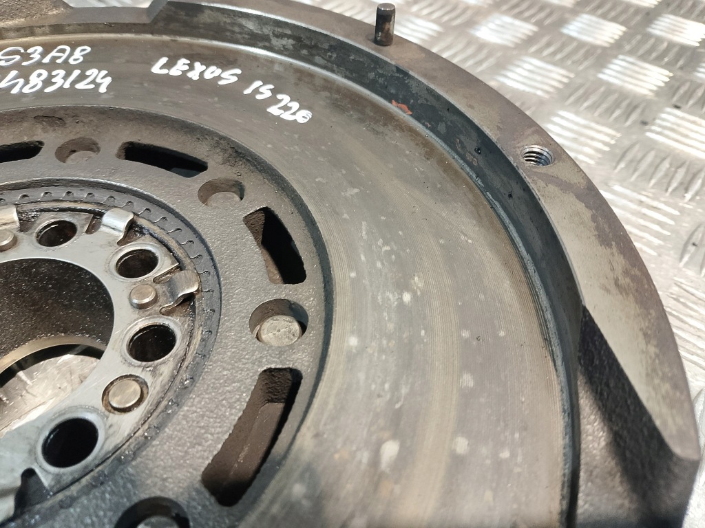 Колесо маховик двухмассовый двухмассовый маховик lexus is 220 2.2 d 177 km luk Оригинал