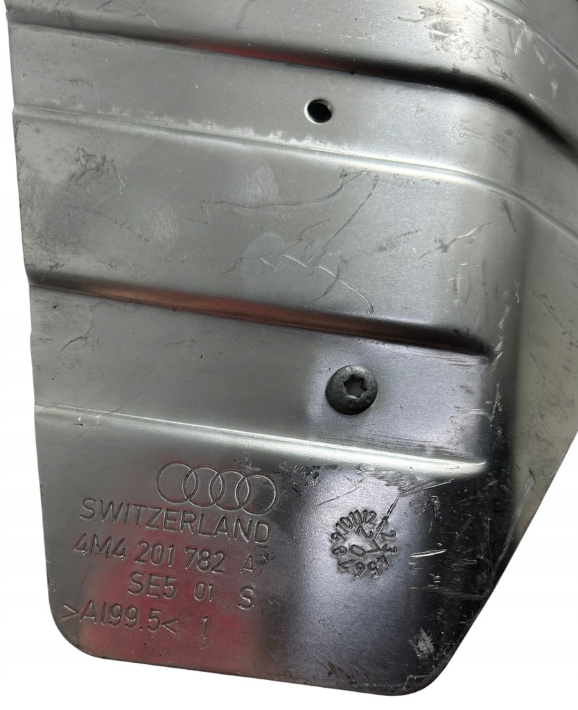 фото №9, Бак фільтра вугільний audi 8k020199g