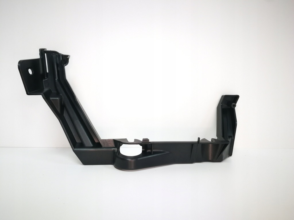 фото №1, Напрямна бампера задня лівий land range rover 13-