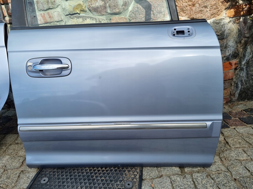 фото №6, Дверь передние правое правый перед trajet lift si