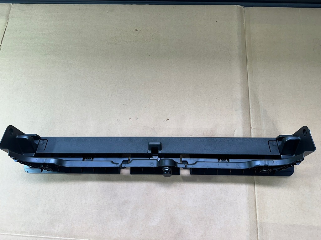 фото №6, Молдинг, кронштейн багажника, захист, підсилювач mercedes b klasa w247 m