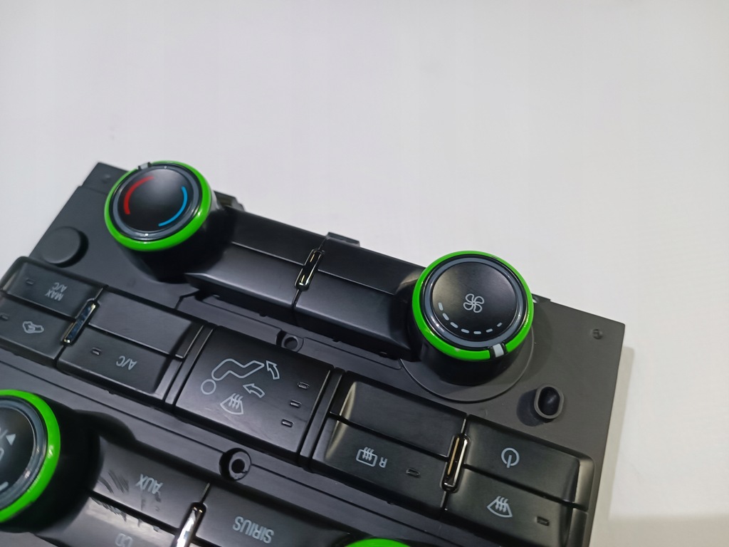 фото №9, Панели радио кондиционера ford mustang v 2010-2014