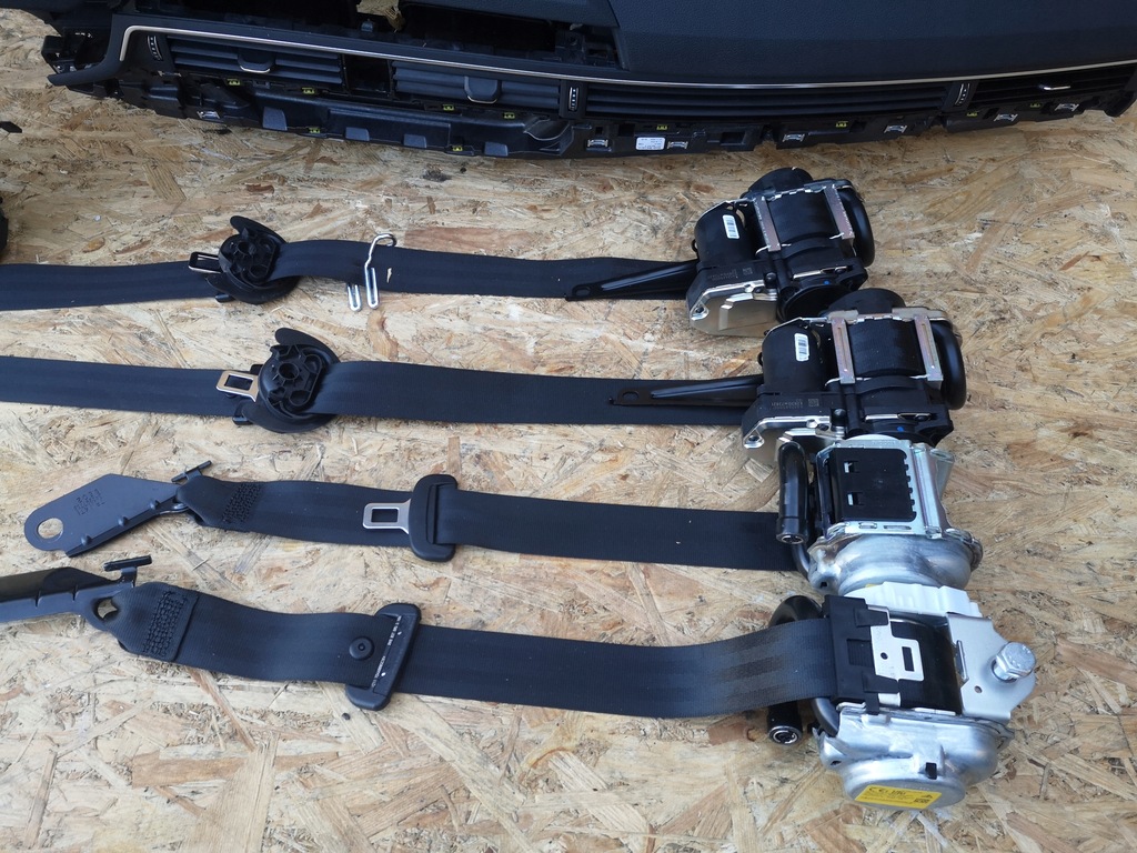 фото №7, Audi a5 8w панель приладів подушки безпеки ремені оригінал lift