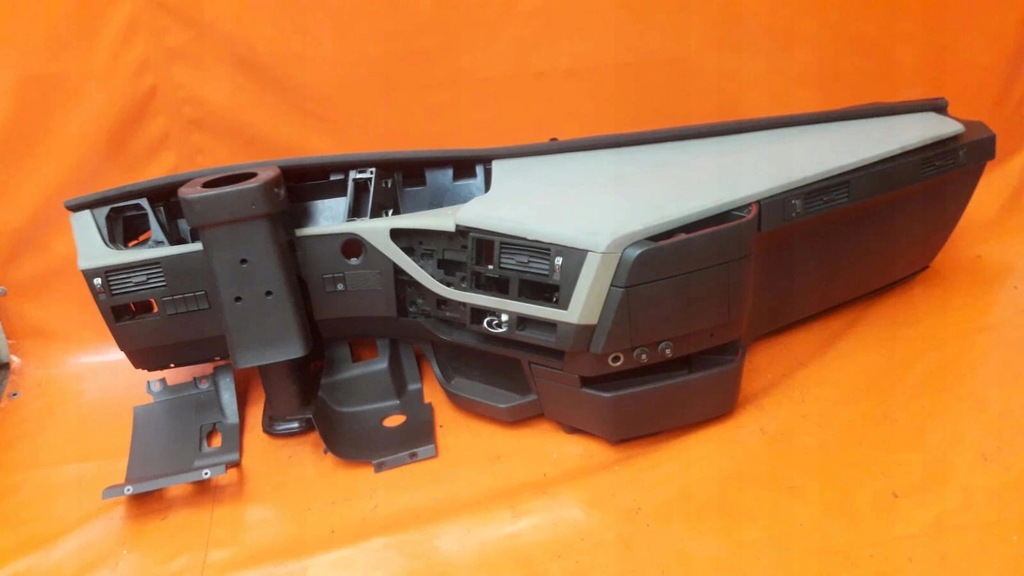 фото №1, Volvo fh4 консоль панель приладів комплектна