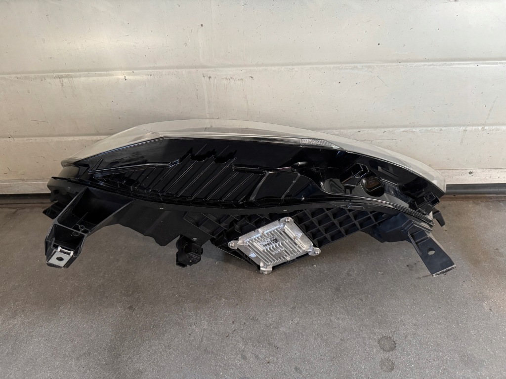 фото №4, Renault captur ii lift full led права лампа