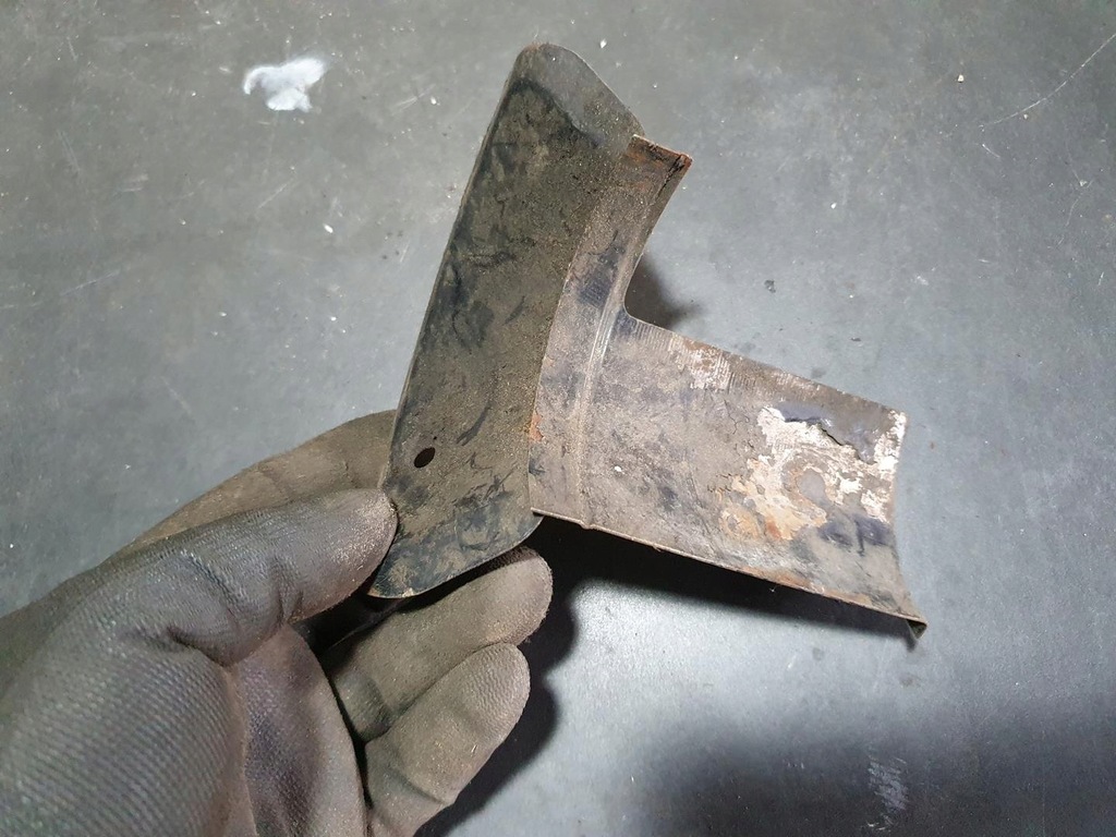 фото №6, Fiat 126 600 старый typ лист корпус генератора ремень оригинал акция