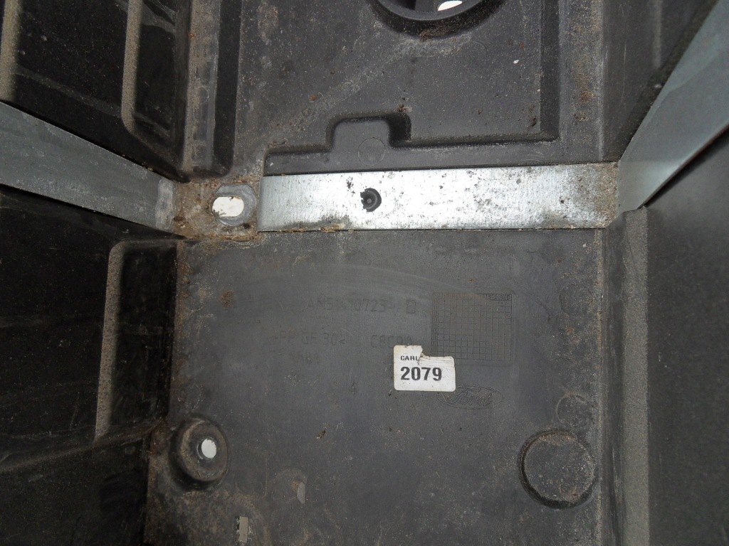 Купить Ford c-max mk2 2 10-14 2.0 tdci основание корпус аккумулятор