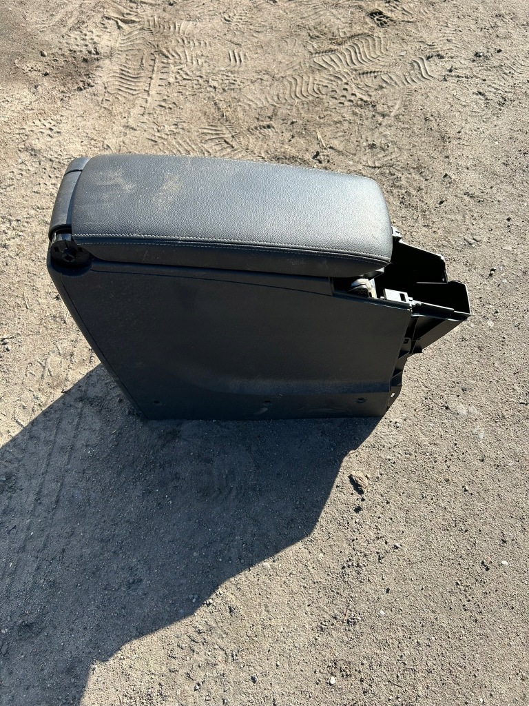 Купить Подлокотник бардачок renault scenic iii