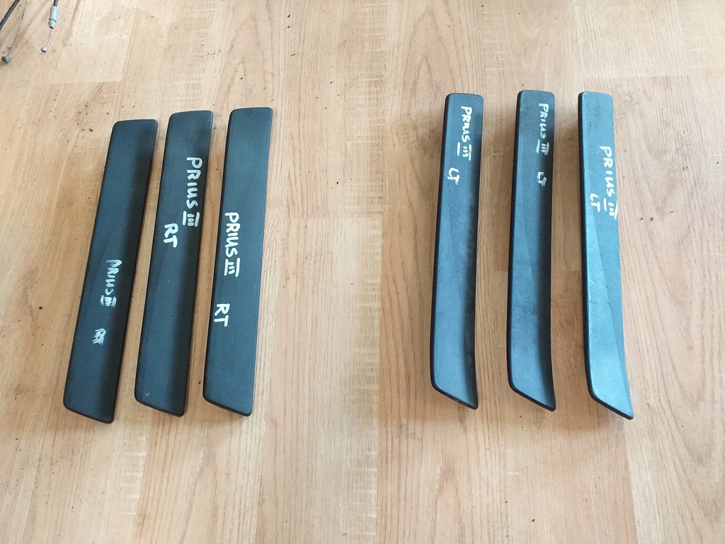 фото №1, Toyota prius iii молдинг накладка поріг ліва задня