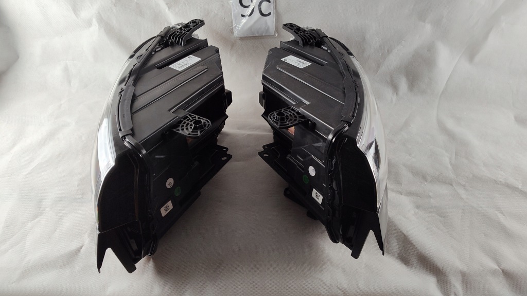 Купить Jeep compass рестайлинг  full led левый правая  фара фара новая  оригинальные