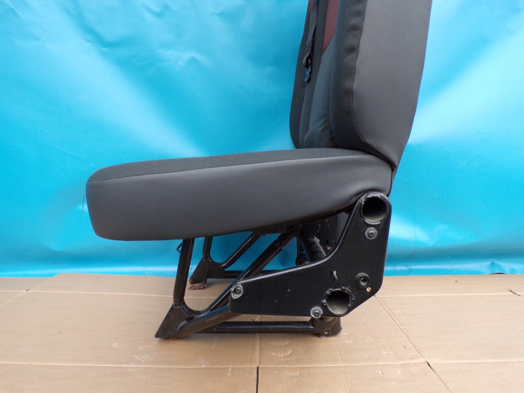 фото №11, Ducato 2006- сиденье двойной заднее сиденье пассажира правый ze stolikiem rudy