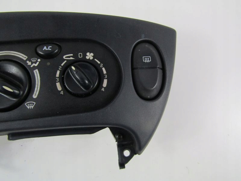 фото №9, Megane i панель управление обдув 99-02 kombi ph2