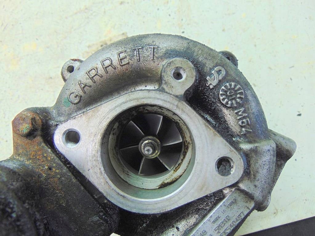 фото №12, Nissan almera n16 2.2di 110km 00r турбонагнетатель