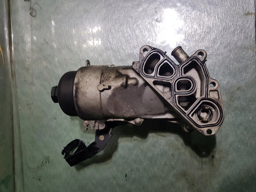 фото №5, Основание радиатор масла 1.6hdi peugeot 208 i