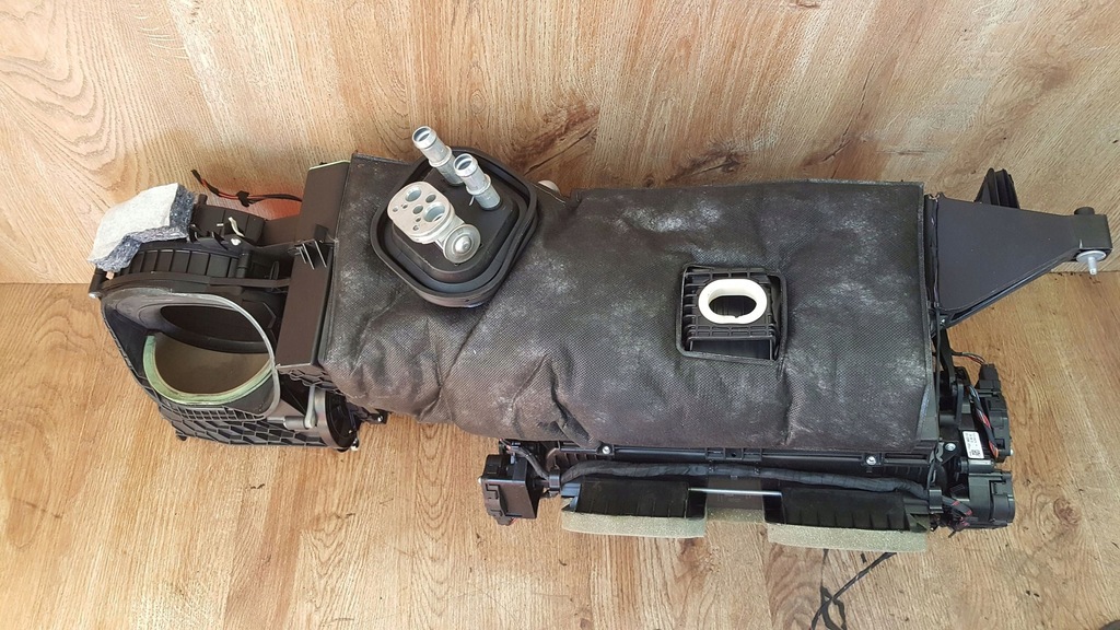 фото №7, Отопитель bmw 3 f30 9197710 angielska