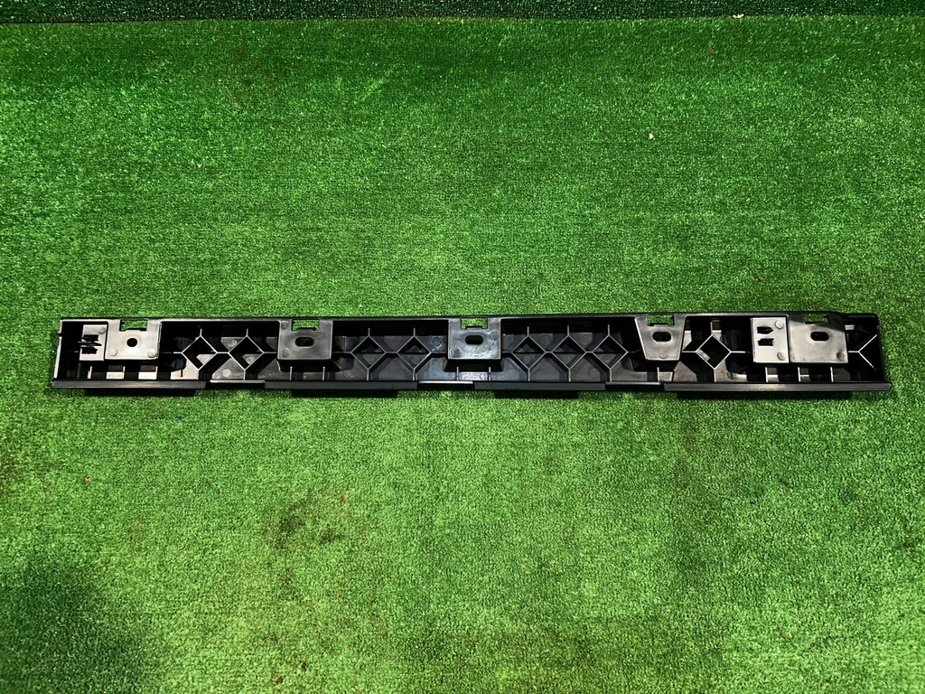 фото №7, Bmw x1 e84 кронштейн напрямна накладки порога правої 2991498