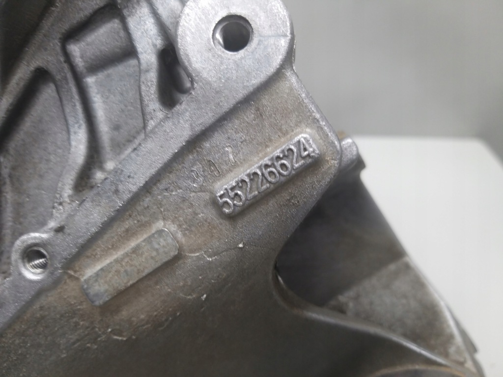 фото №10, Кронштейн кронштейн насоса форсунка d16aa 1.6 ddis sx4 s-cross vitara doblo 55226624