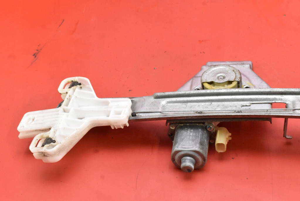 фото №6, Подъемник стекло правый задняя 05074232aa-e dodge caliber 06-12