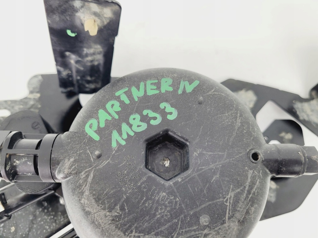 Корпус фільтра пального 1.5 blue citroen berlingo iv 2018- 9816182880 Зі Шроту