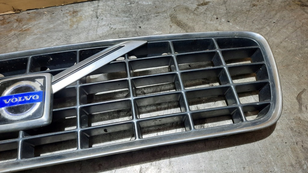 фото №3, Решётка радиатора решётка радиатора 9190740 volvo s60 00-04r