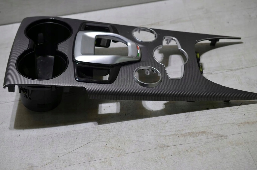 Купить Alfa romeo giulia 2021 туннель средний панель