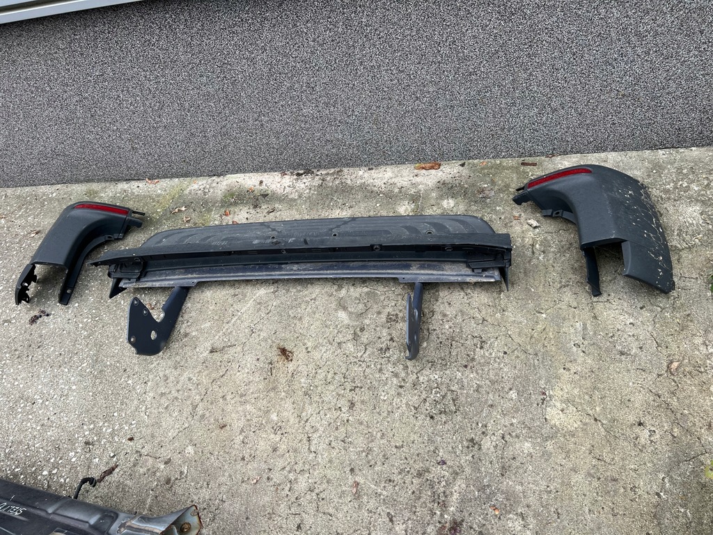 фото №1, Mercedes sprinter 910 бампер задняя подножка a9108856500