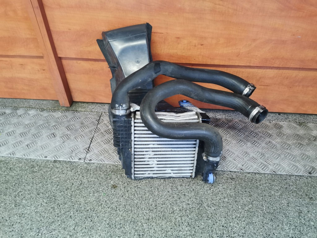 Купити Інтеркулер citroen c4 2 picasso 9675627980