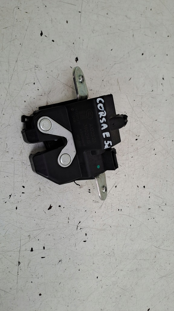 фото №1, Замок кришки 39021416 opel corsa e