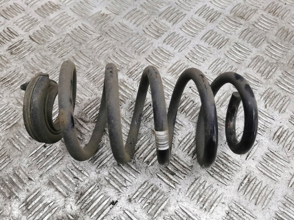 фото №7, Mini one - cooper f56 f55 2023 пружина задня