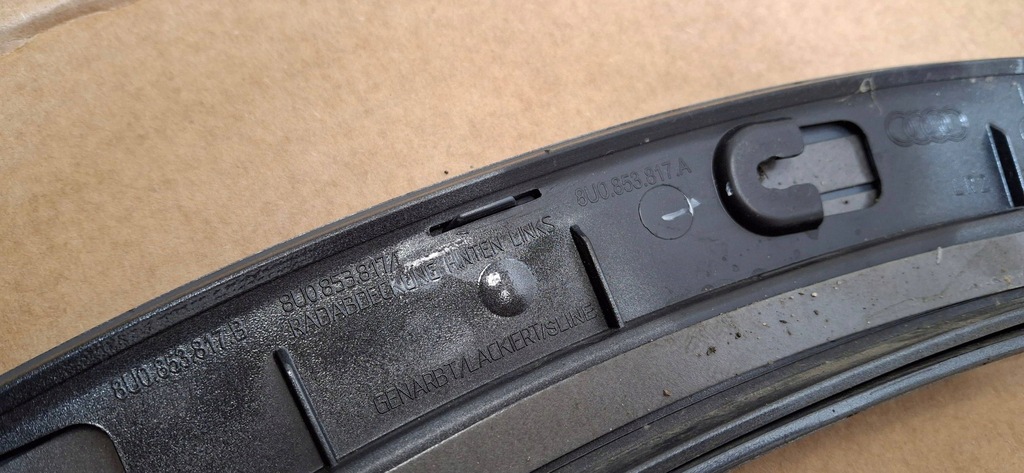 фото №9, Молдинг крила ліва задня задня audi q3 8u 8u0853817a