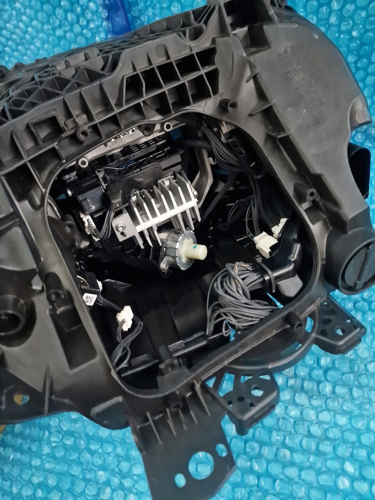 фото №7, Лампа передняя левая porsche taycan