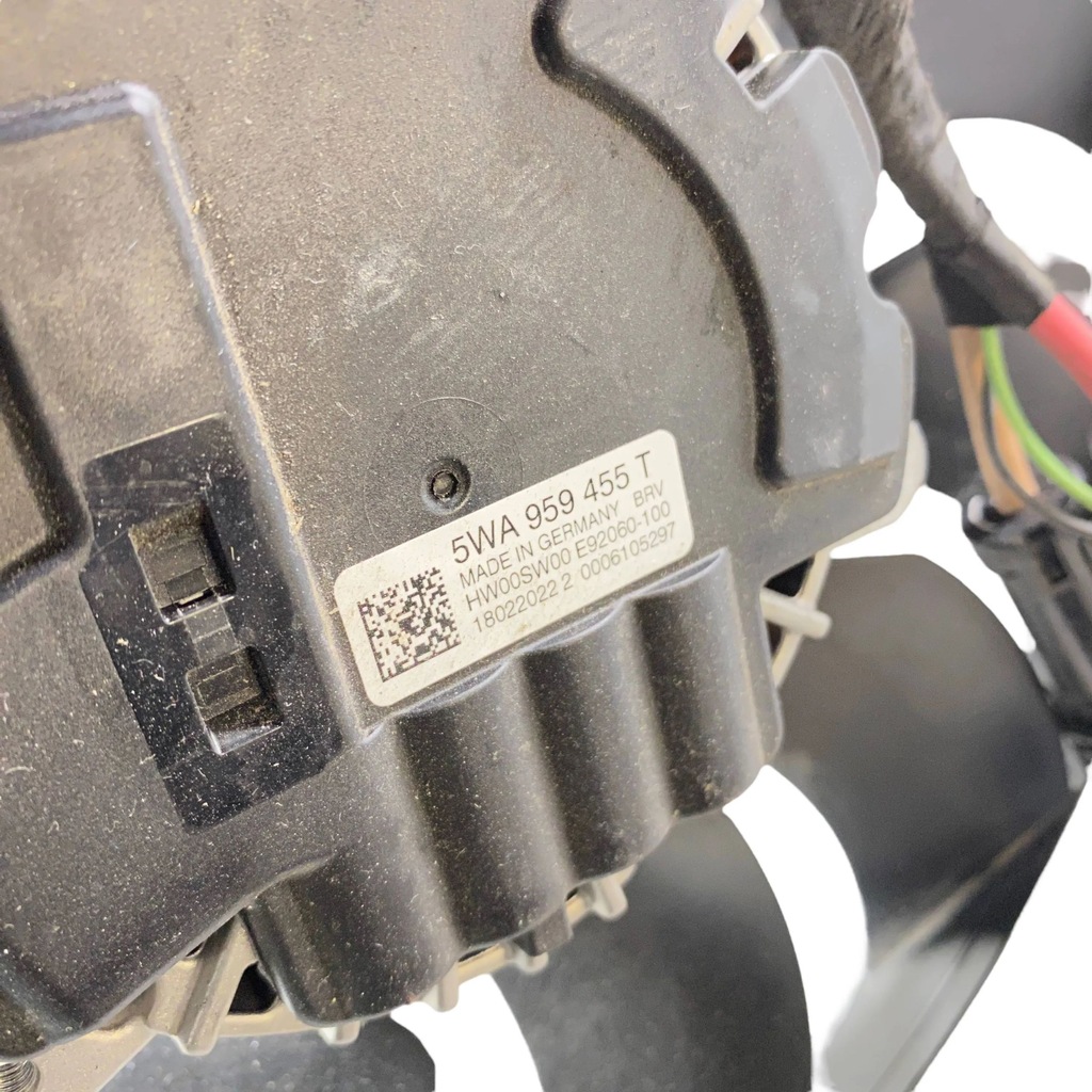 фото №6, Audi q3 f3 2022 вентилятори