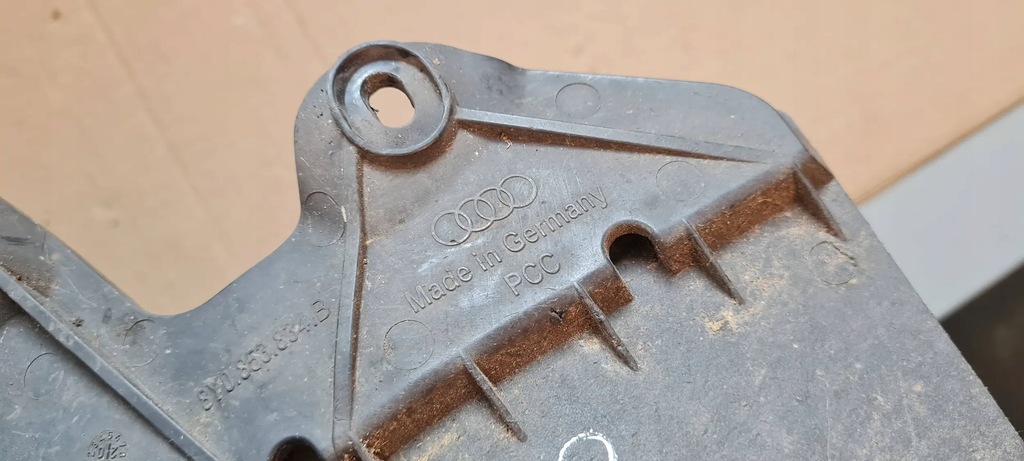 фото №9, S3 8y a3 брызговик подкрылок правый задняя задний sedan 8y0853834b