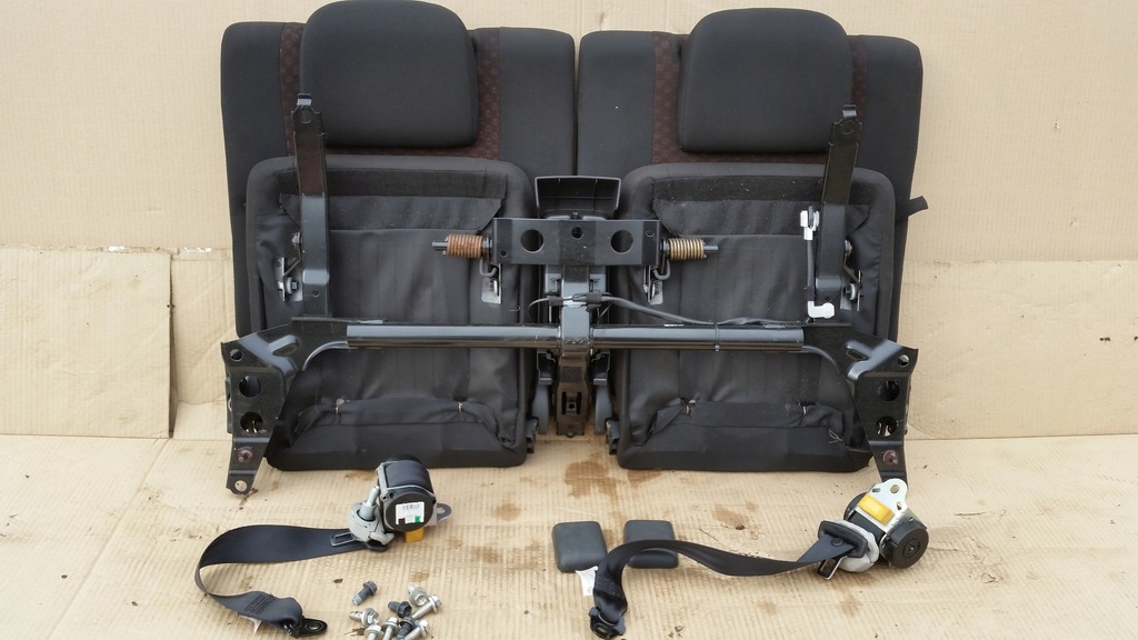 фото №9, Сиденье задняя заднее сиденье iii ряд toyota verso 09